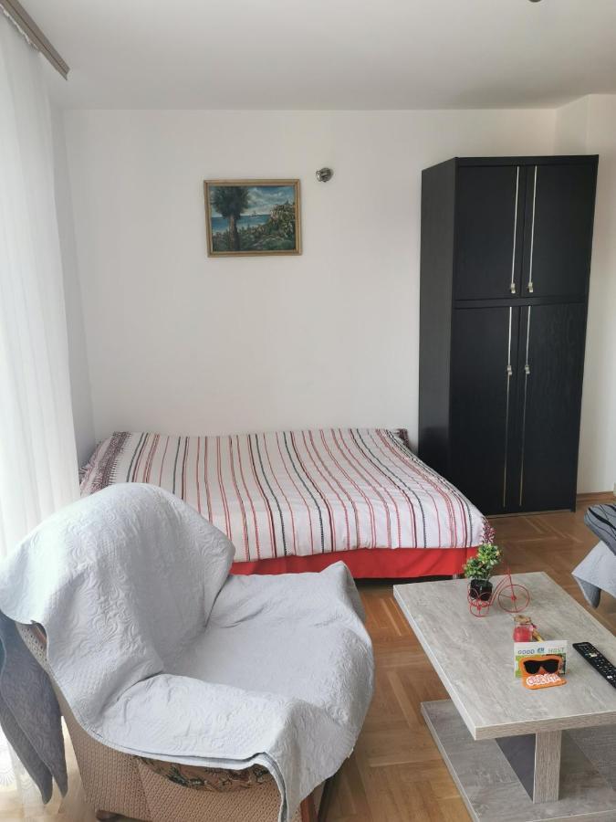Good Host Apartamento Banja Luka Exterior foto